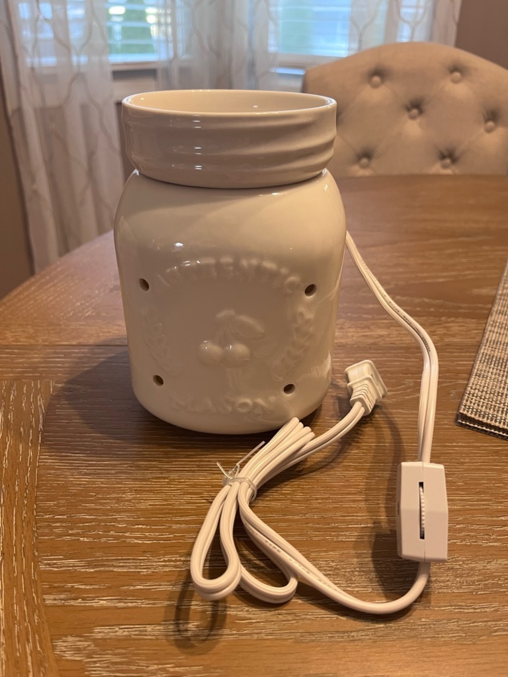 Ceramic Electric Wax Warmer - Cream White